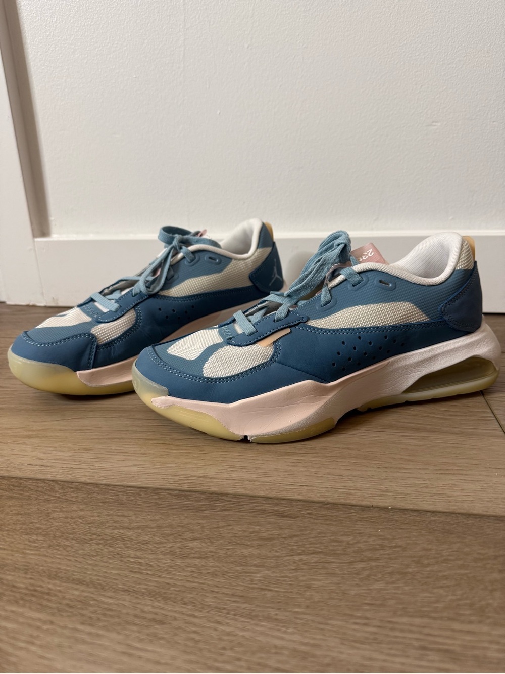 Jordan Air 200E 'Worn Blue' sneakers